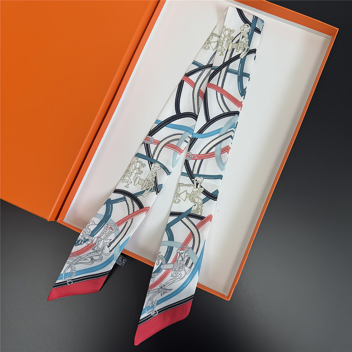 ริบบิ้นผ้าทวิลสำหรับผู้หญิงอเน - Silk Tie Woven บทวิจารณ์และราคา